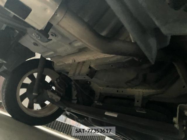 Toyota BB 2009-10 7615144-9