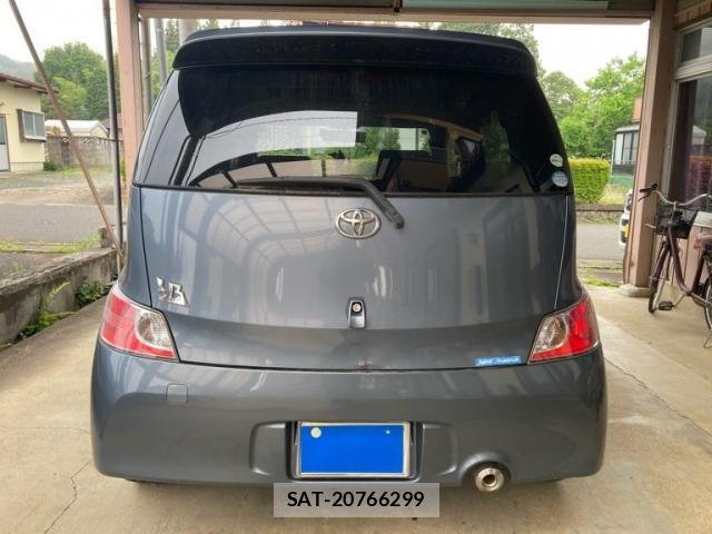 Toyota BB 2006-01 7615146-3