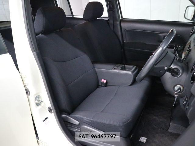 Toyota BB 2008-11 7721143-11