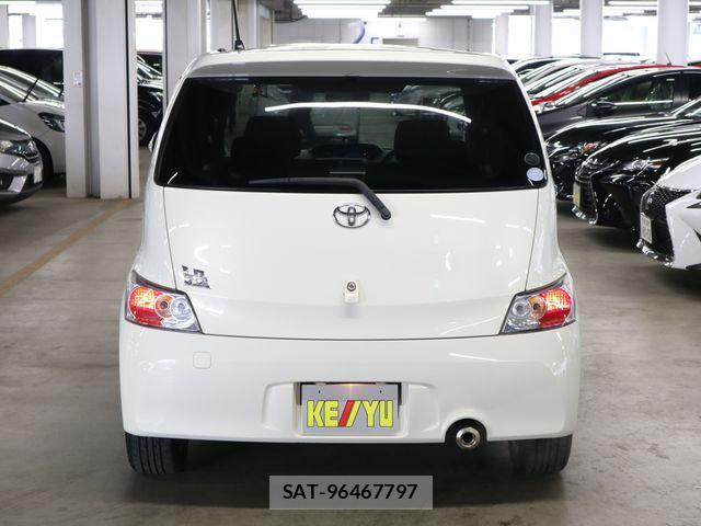 Toyota BB 2008-11 7721143-5