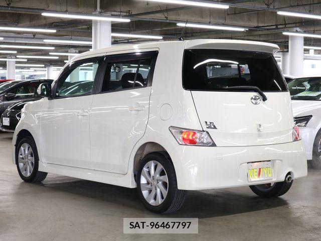 Toyota BB 2008-11 7721143-6