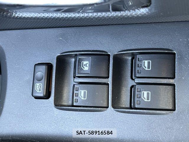 Toyota BB 2013-05 7721141-17