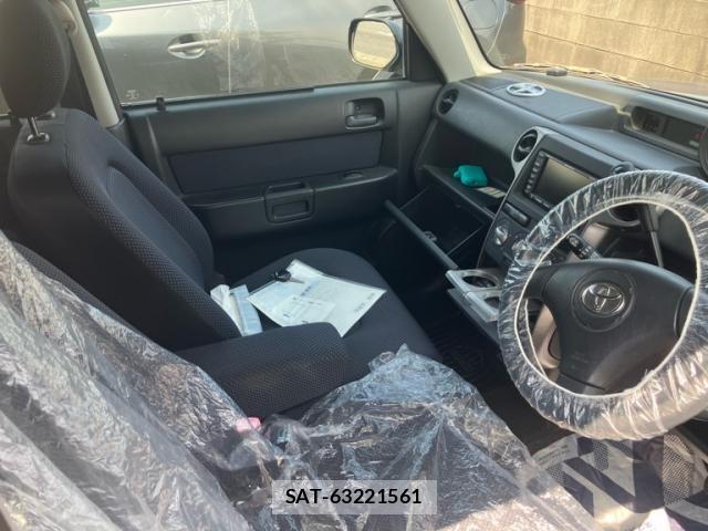 Toyota BB 2004-05 7782821-10