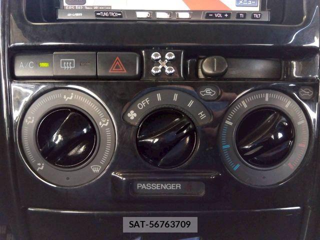 Toyota BB 2001-06 7782822-16