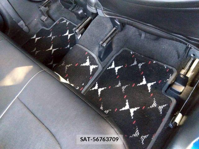 Toyota BB 2001-06 7782822-23