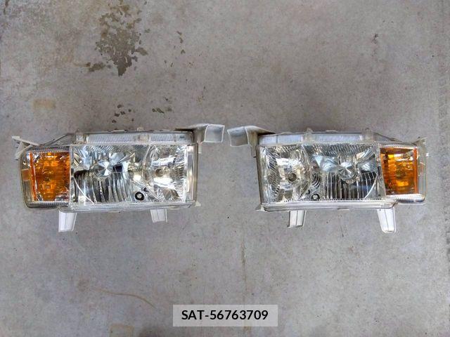 Toyota BB 2001-06 7782822-25