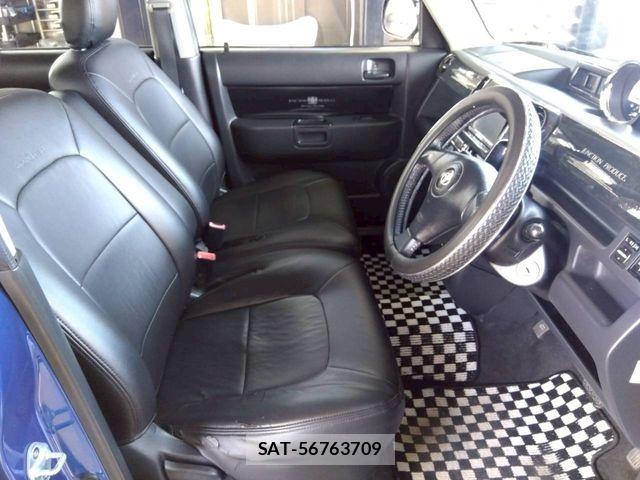 Toyota BB 2001-06 7782822-7