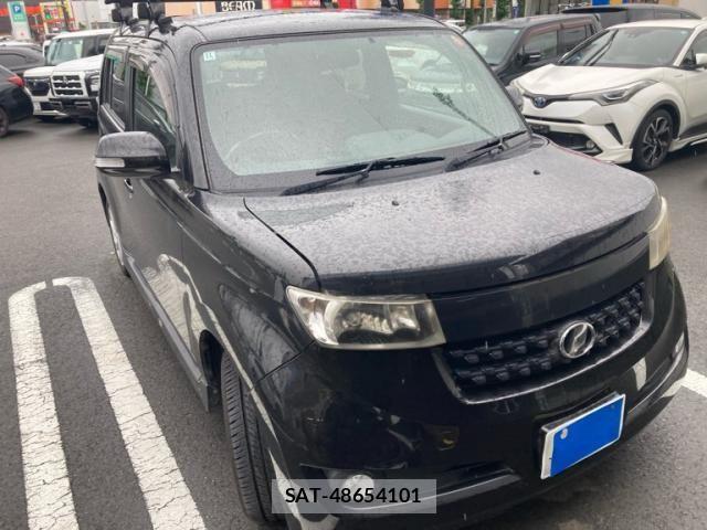Toyota BB 2011-01 7875414-1
