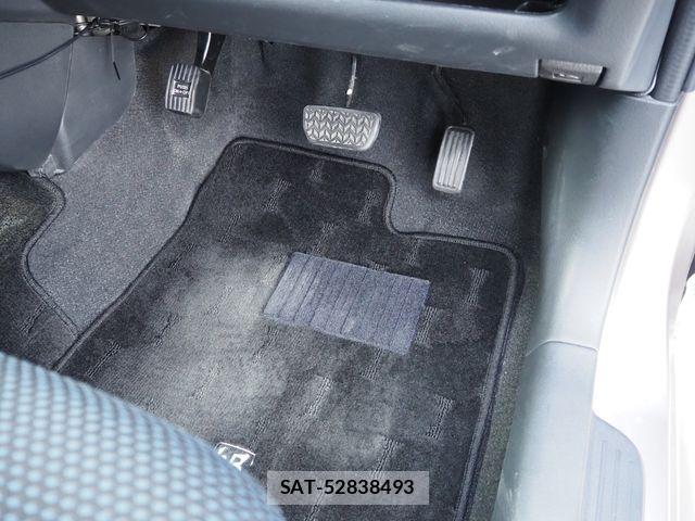 Toyota BB 2005-08 7875412-22