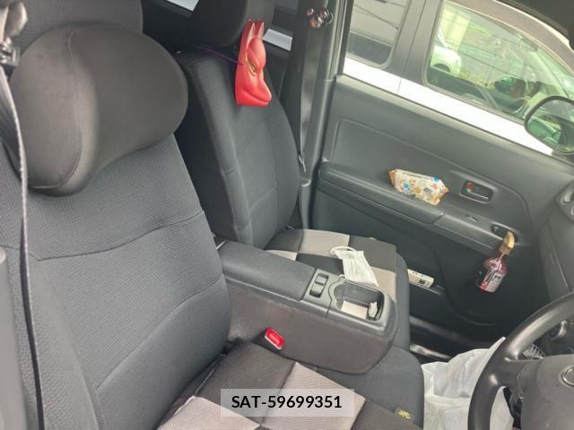 Toyota BB 2011-09 7875420-6