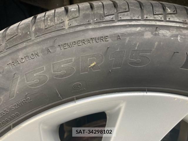 Toyota BB 2012-07 7875418-6