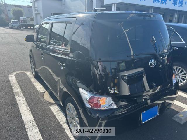 Toyota BB 2016-06 7875415-2