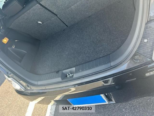 Toyota BB 2016-06 7875415-5