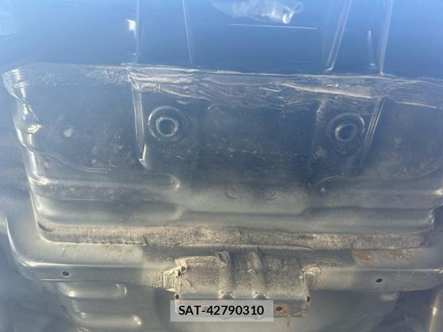 Toyota BB 2016-06 7875415-7