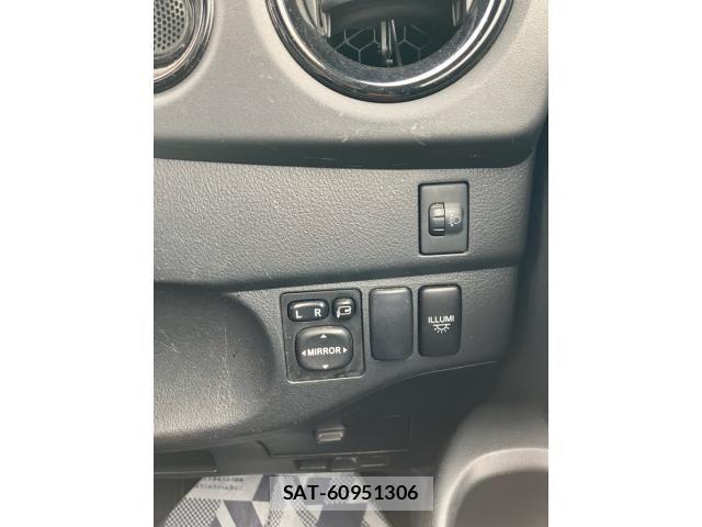 Toyota BB 2009-04 7875419-15