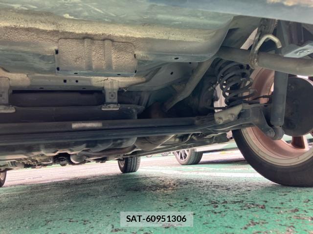 Toyota BB 2009-04 7875419-19