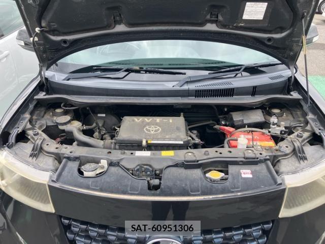 Toyota BB 2009-04 7875419-20