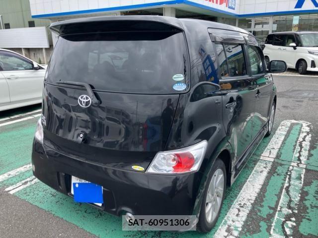Toyota BB 2009-04 7875419-2