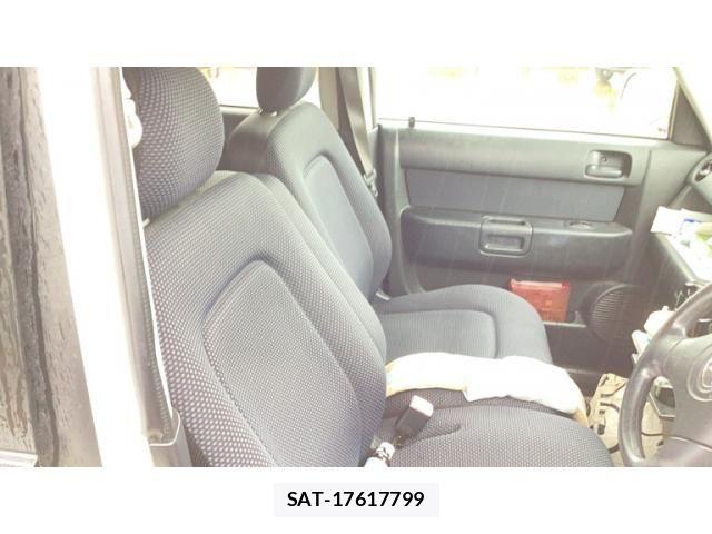 Toyota BB 2005-09 7875413-11