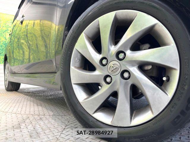 Toyota BB 2013-07 7960609-12