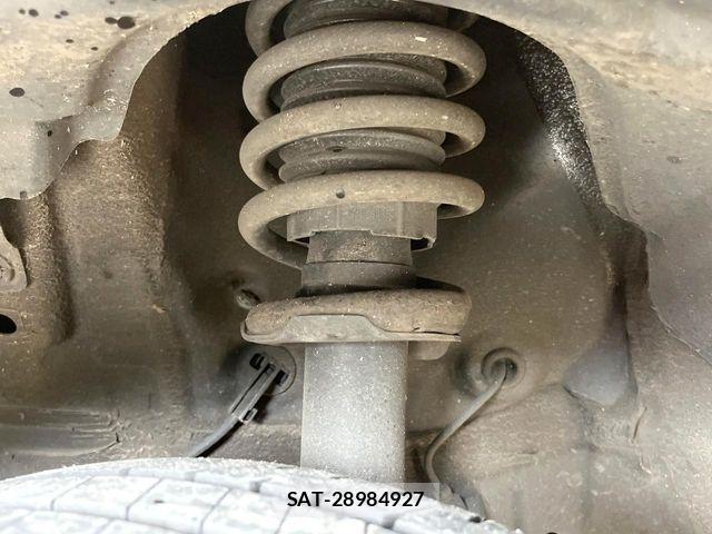 Toyota BB 2013-07 7960609-17