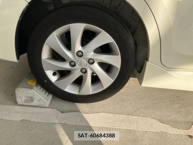 Toyota BB 2009-06 7978582-3