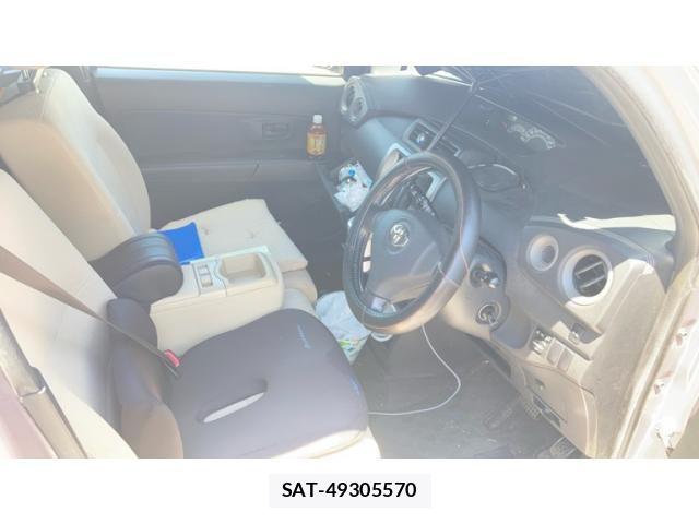 Toyota BB 2010-01 8034518-12