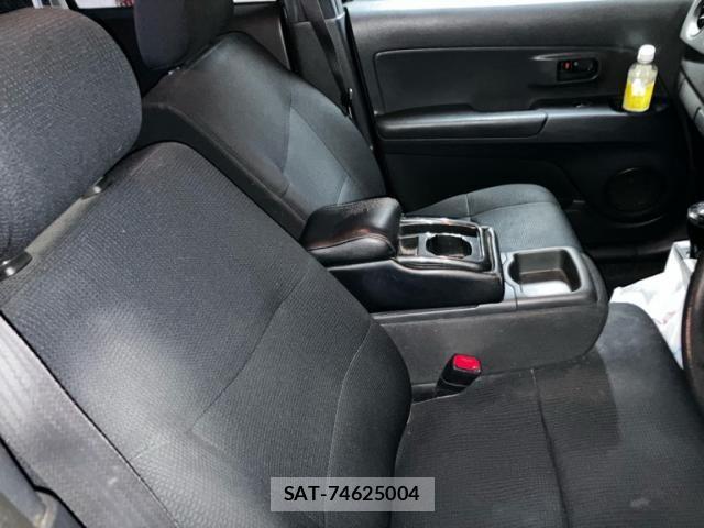 Toyota BB 2010-07 8034517-12