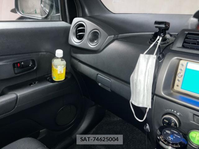 Toyota BB 2010-07 8034517-16