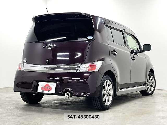 Toyota BB 2015-06 8098107-2