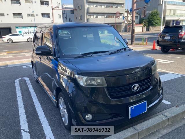 Toyota BB 2009-04 8098111-1