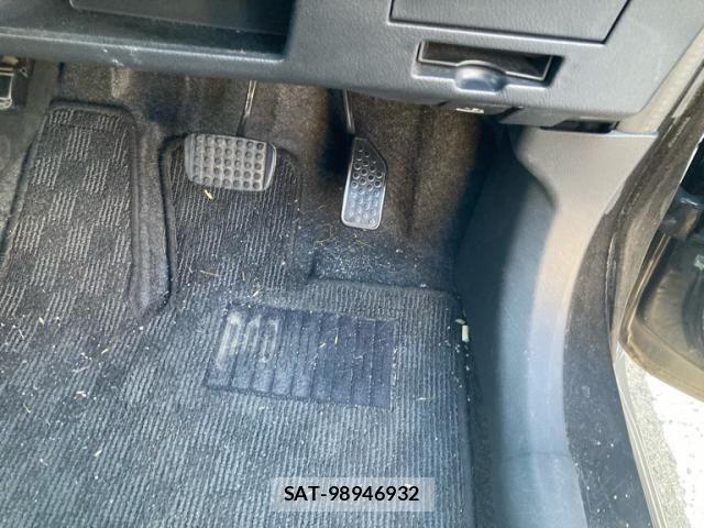 Toyota BB 2009-04 8098111-20
