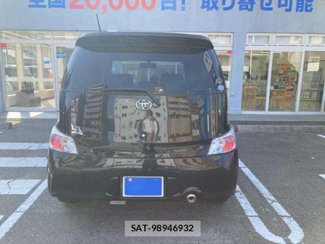 Toyota BB 2009-04 8098111-3