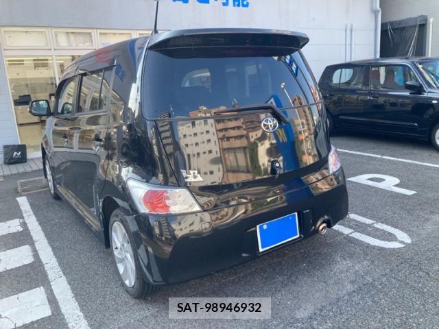 Toyota BB 2009-04 8098111-4