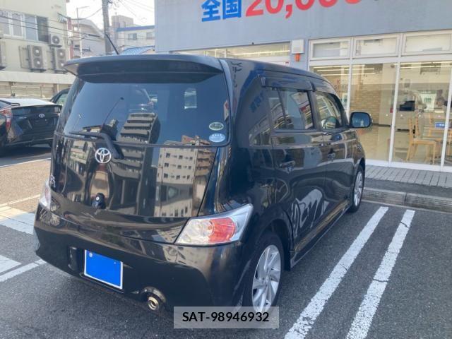 Toyota BB 2009-04 8098111-5