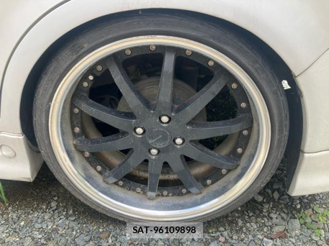 Toyota BB 2005-11 8098109-8
