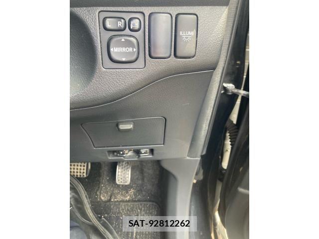 Toyota BB 2007-01 8098110-11