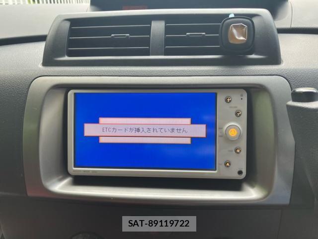 Toyota BB 2009-11 8129111-16