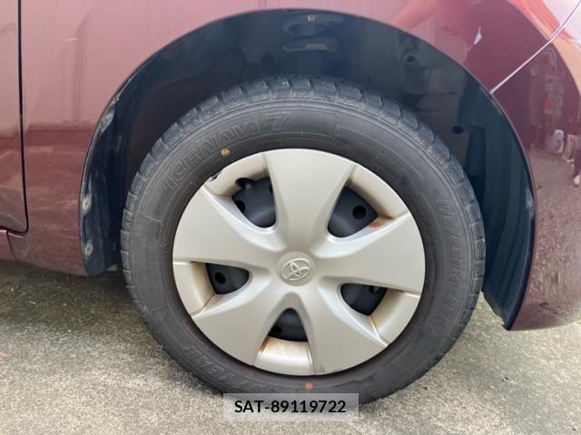 Toyota BB 2009-11 8129111-6