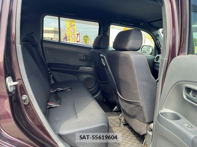 Toyota BB 2006-03 8206490-9