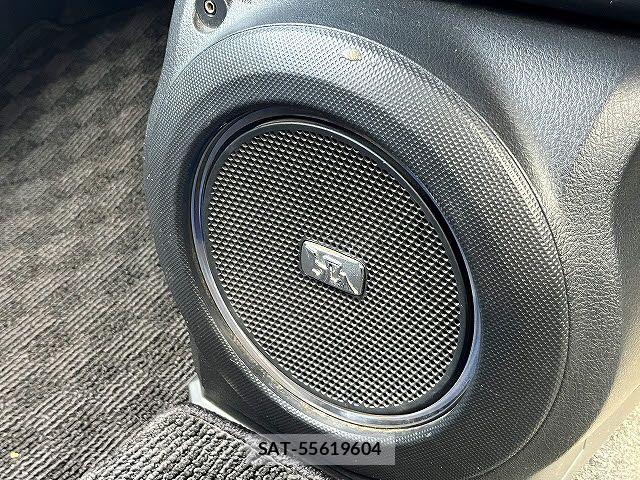 Toyota BB 2006-03 8206490-10