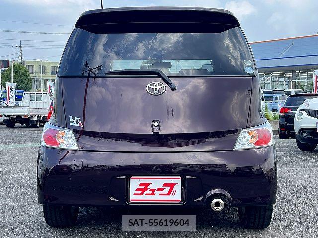 Toyota BB 2006-03 8206490-23