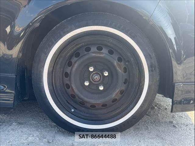 Toyota BB 2005-11 8206496-16