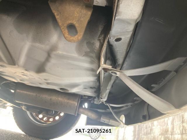 Toyota BB 2005-10 8228987-8