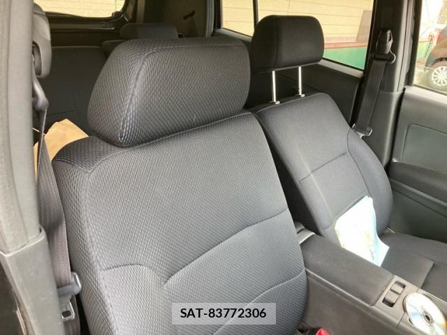 Toyota BB 2006-07 8313232-7