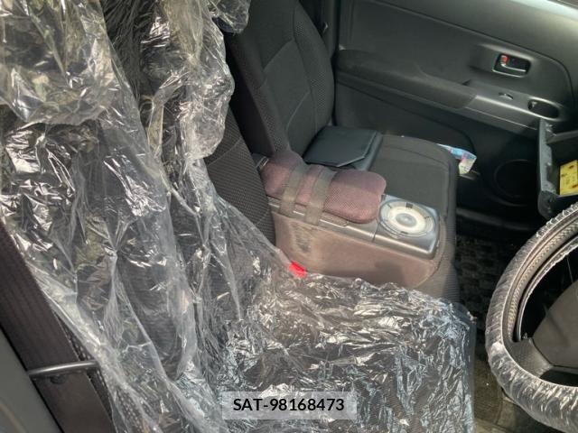 Toyota BB 2010-02 8313237-11