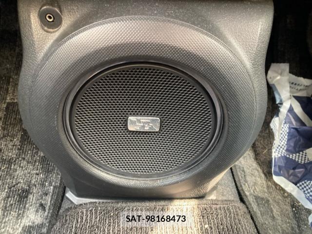 Toyota BB 2010-02 8313237-19