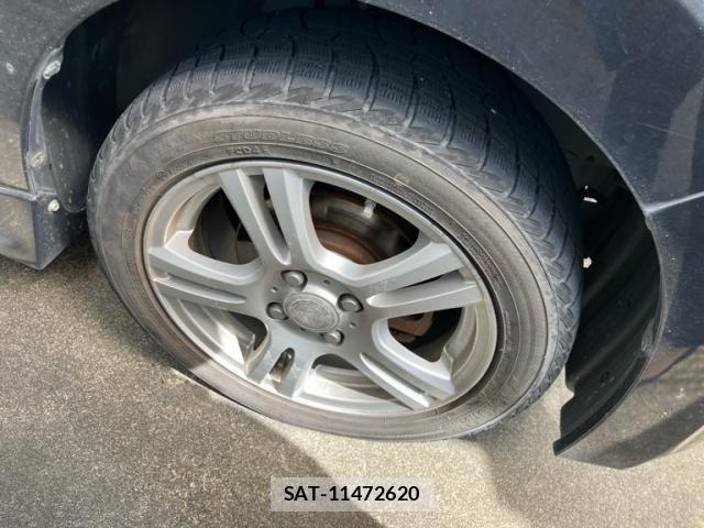 Toyota BB 2008-04 8313233-4