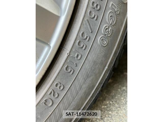 Toyota BB 2008-04 8313233-8