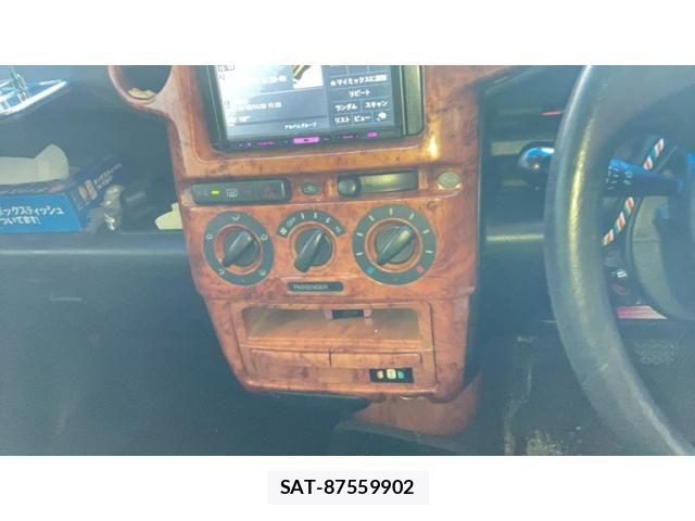 Toyota BB 2001-06 8334987-7